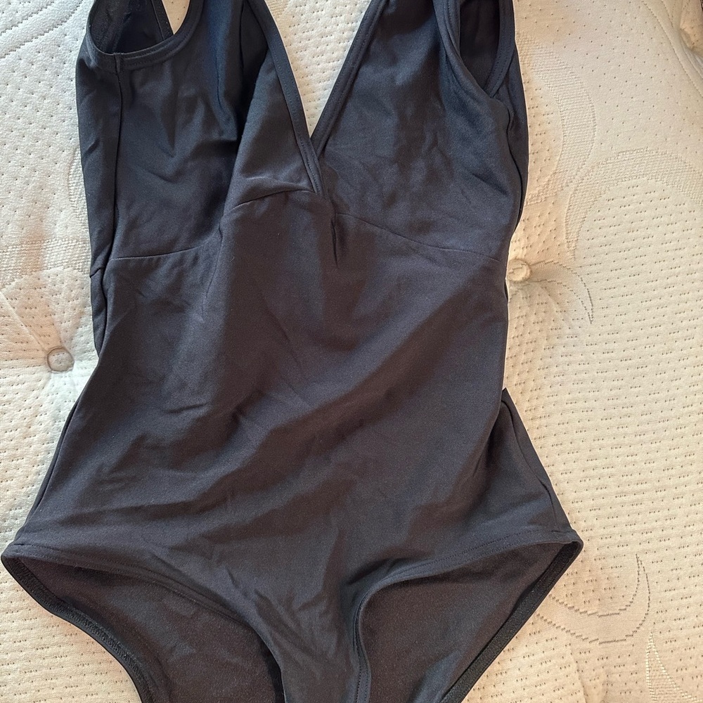 Yumiko Black Leotard